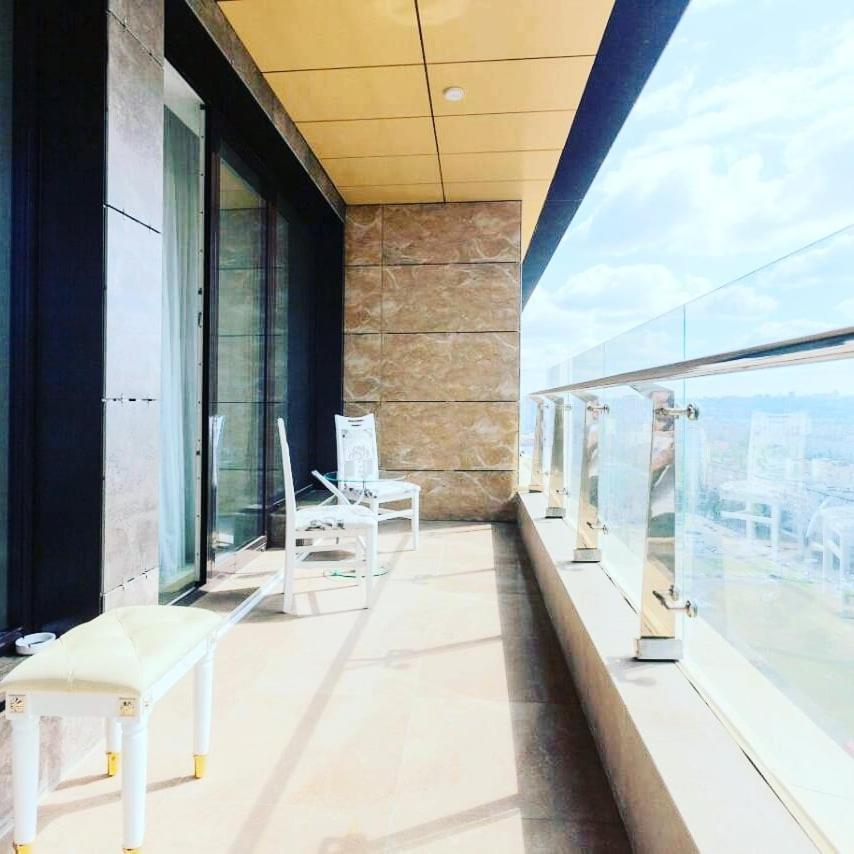 1 60m2 Center Of Obolon Near River Side. With Terrace. 22 Floor Apartment